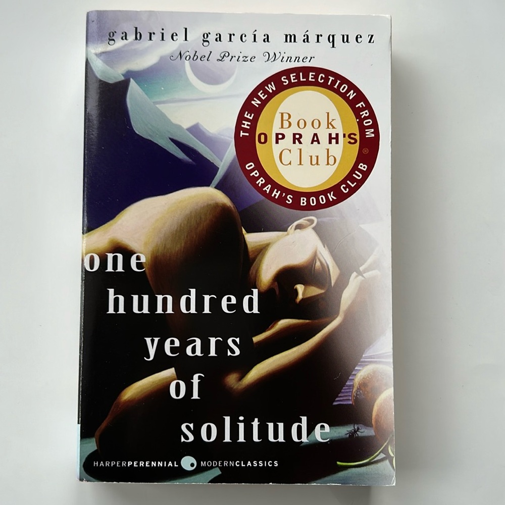 🌼4 for $25 🌼 One Hundred Years of Solitude by Gabriel Garcia Marquez Book
